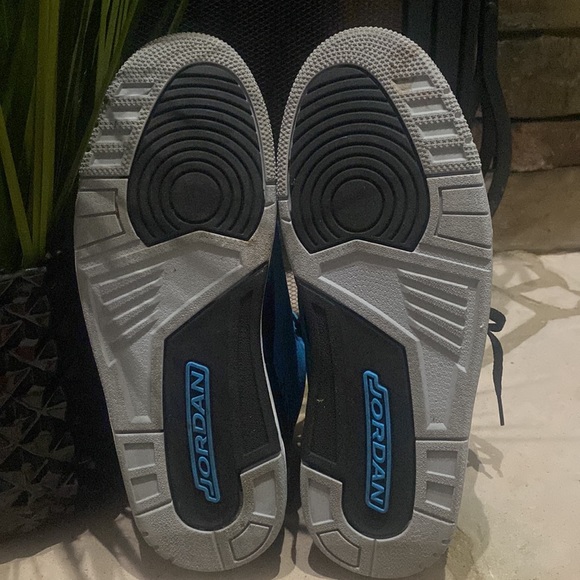 Jordan 3 Retro Powder Blue 2014 - Picture 5 of 8